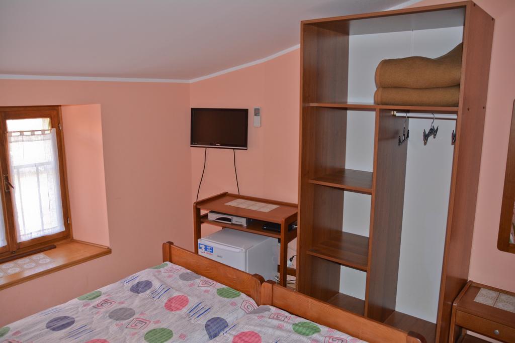 Hotel Sobe Pintur à Grožnjan Chambre photo